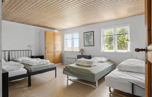 Semesterhus - Nørreby Strand , Danmark - G51952 601