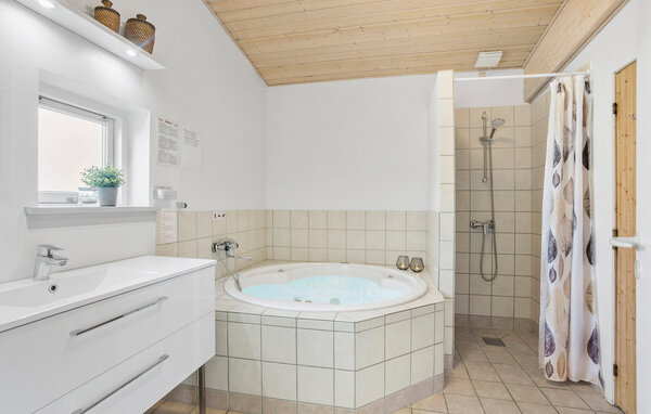 Holiday Home - Nab/Fåborg , Denmark - G52034 701
