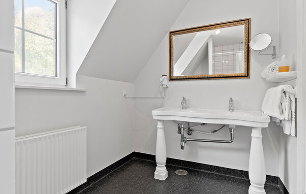 Holiday Home - Horne , Denmark - G52566 709
