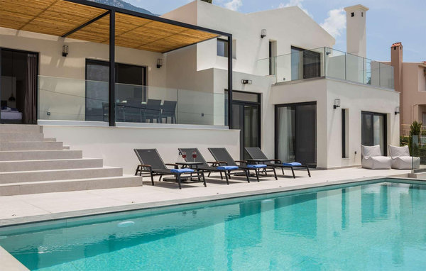 Holiday Home Mustique