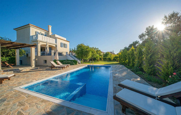 Vakantiehuis Avra