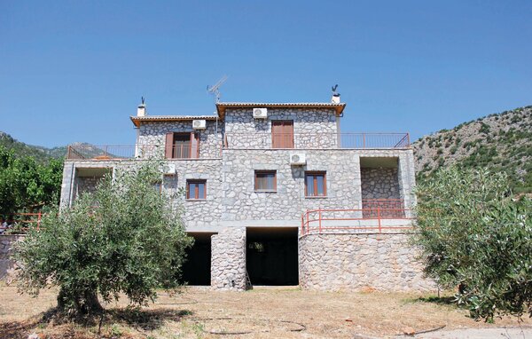 Semesterhus - Kryoneri Astros Peloponnese , Grekland - GPE418 81