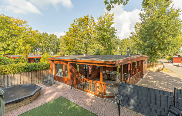 Semesterhus - Erm , Holland - HDR316 1