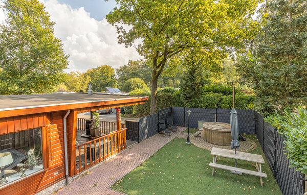 Semesterhus - Erm , Holland - HDR316 102