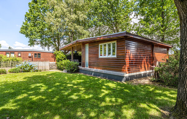 Dieses Ferienhaus bietet Ihnen einen erholsamen Urlaub mit Naturerlebnissen und einer Vielzahl an Möglichkeiten.

Genießen Sie eine entspannte Auszeit in dieser ansprechend gestalteten Unterkunft in..