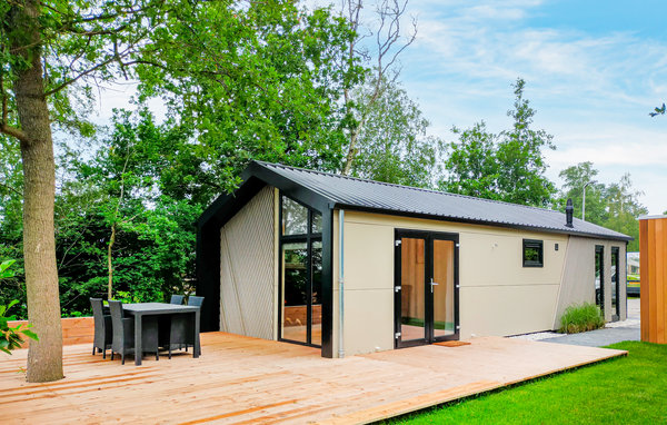 Genießen Sie einen fantastischen Panoramablick auf die Landschaft in diesem einladenden Ferienhaus.<br/><br/>Das Haus bietet mit 2 Schlafzimmern, die jeweils mit 2 Einzelbetten ausgestattet sind, bis..