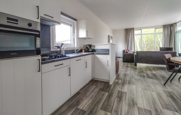 Semesterhus - Oosterwolde , Holland - HFR369 401