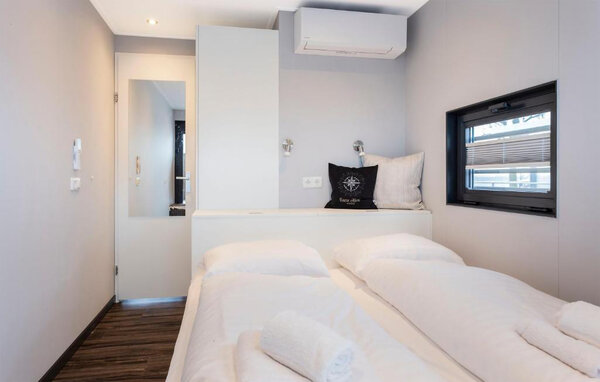 łódź mieszkalna - Sneek , Holandia - HFR514 601