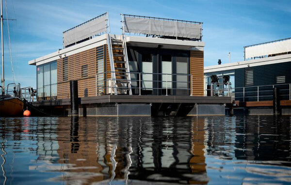 łódź mieszkalna - Sneek , Holandia - HFR514 81