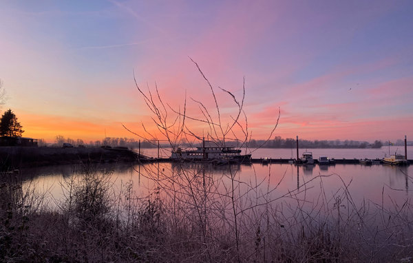 Semesterhus - Kerkdriel , Holland - HGE134 906