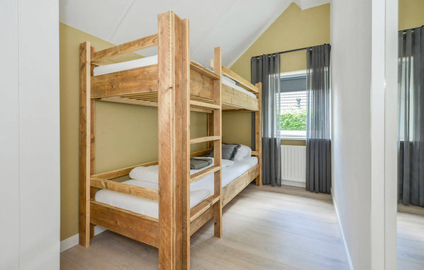 Semesterhus - Kerkdriel , Holland - HGE134 707