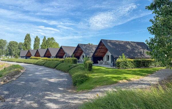 Semesterhus - Kerkdriel , Holland - HGE139 86