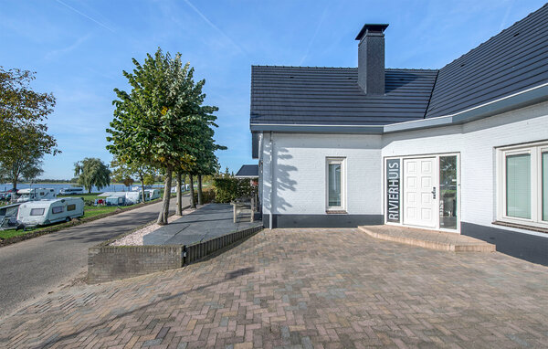 Vakantiehuis Het Rivierhuis