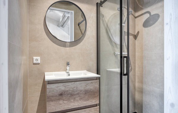 Holiday Home - Kerkdriel , Holland - HGE232 702