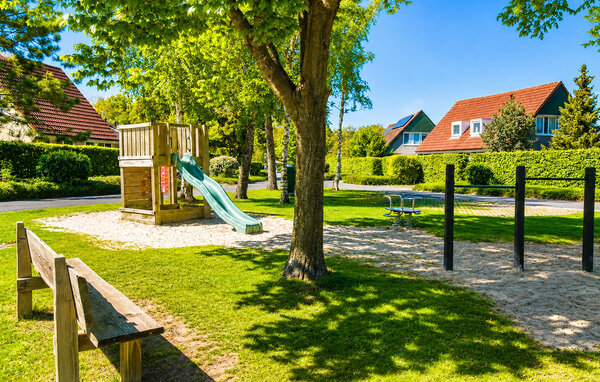 Semesterhus - Vlagtwedde , Holland - HGR032 909