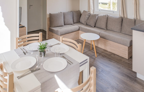 Holiday Home - Kropswolde , Holland - HGR700 3