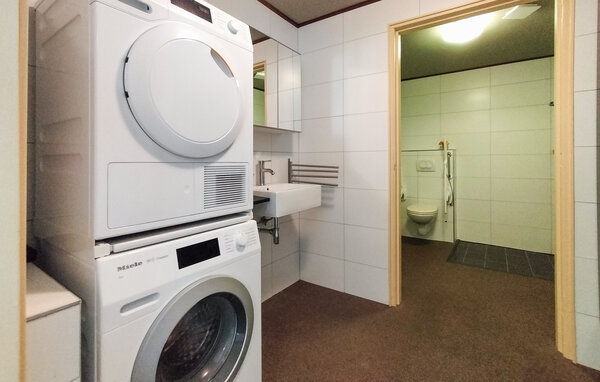 Semesterhus - Beesel , Holland - HLI097 701