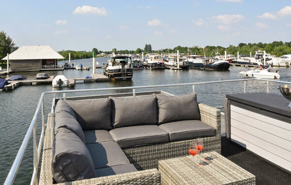 Hausboot - Maastricht , Holland - HLI405 1