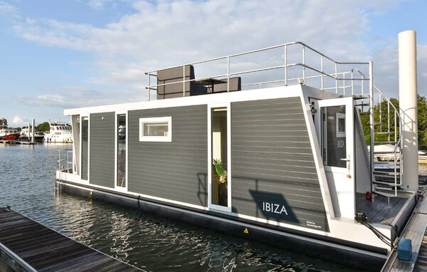 Houseboat - Maastricht , Holland - HLI406 2