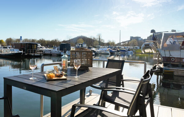 Hausboot - Maastricht , Holland - HLI413 2