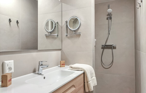 Semesterhus - Afferden , Holland - HLI515 704