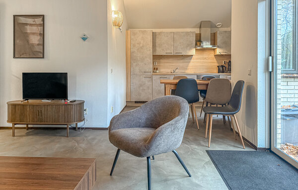 Semesterhus - Hoeven , Holland - HNB018 7