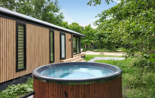 Semesterhus - Oud Gastel , Holland - HNB315 2