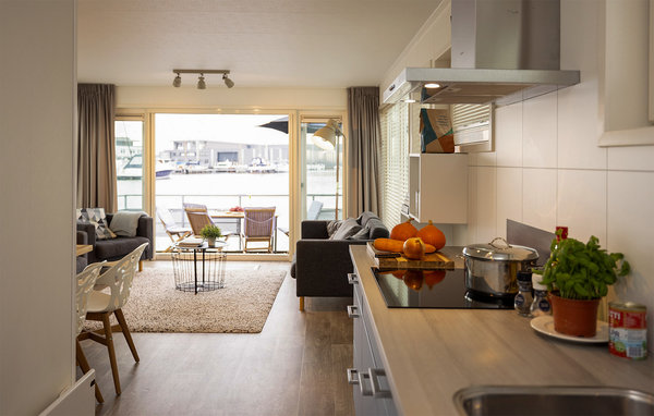 Husbåt/Hus på vatten - Aalsmeer , Holland - HNH227 402