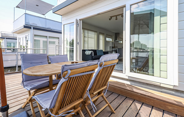 Husbåt/Hus på vatten - Aalsmeer , Holland - HNH227 104