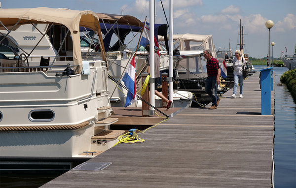 Hausboot - Aalsmeer , Holland - HNH229 8