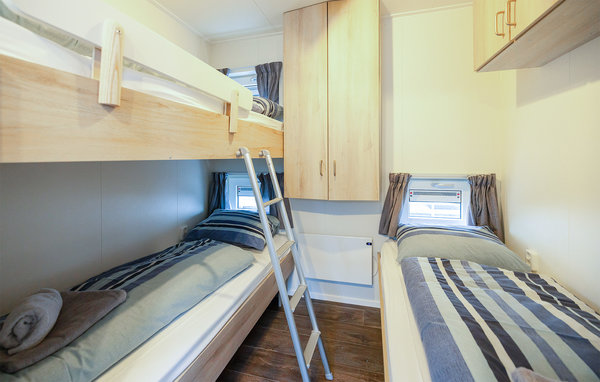 Huisboot - Aalsmeer , Nederland - HNH232 603