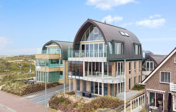 Semesterhus - Egmond aan Zee , Holland - HNH242 1