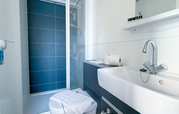 Hausboot - Naarden , Holland - HNH268 701