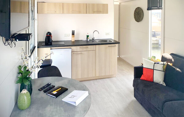Huisboot - Amsterdam , Nederland - HNH277 301