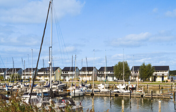 Holiday Home - Den Oever , Holland - HNH335 902