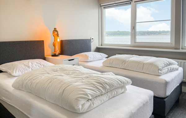 Holiday Home - Den Oever , Holland - HNH335 604