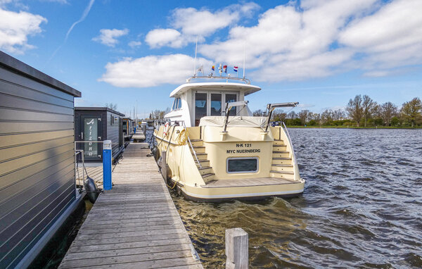 Hausboot - Uitgeest , Holland - HNH443 902
