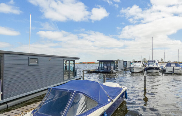 Hausboot - Uitgeest , Holland - HNH444 901