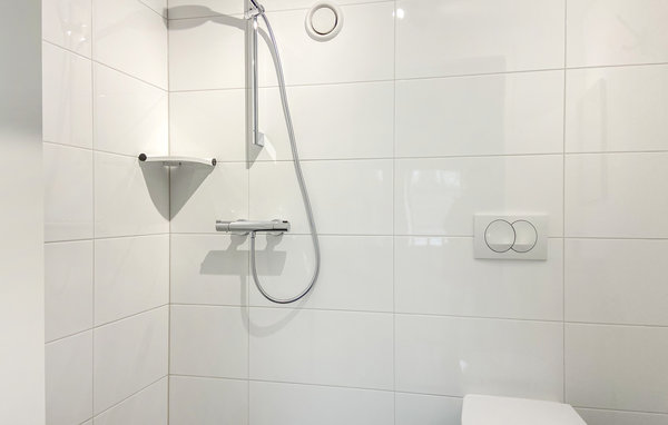Semesterhus - Den Oever , Holland - HNH709 702