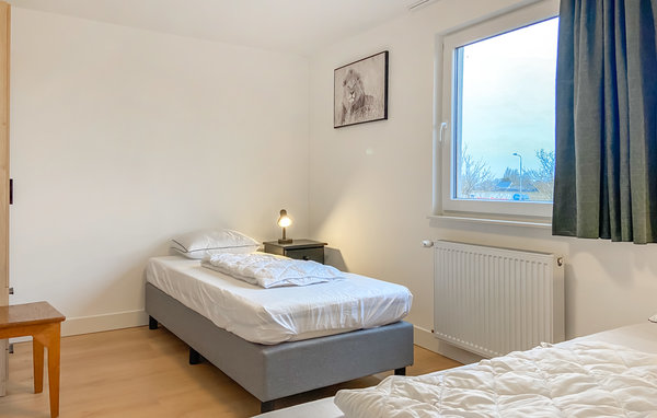 Semesterhus - Den Oever , Holland - HNH709 601