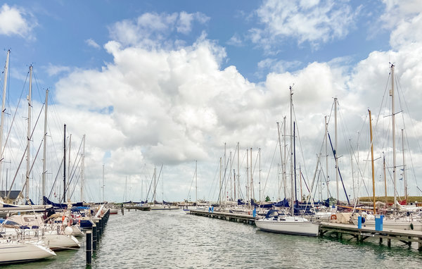 Semesterhus - Den Oever , Holland - HNH712 901