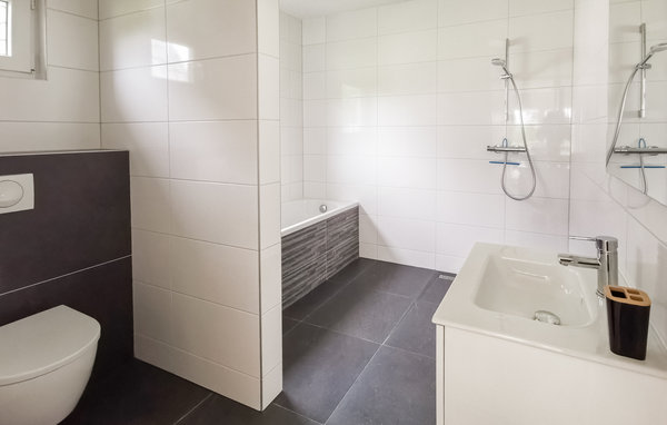 Semesterhus - Den Oever , Holland - HNH712 701