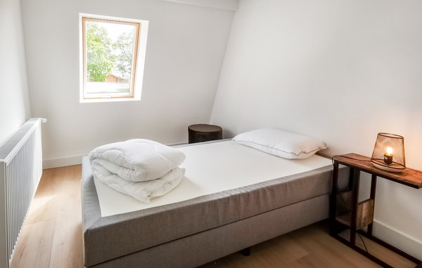 Semesterhus - Den Oever , Holland - HNH712 604