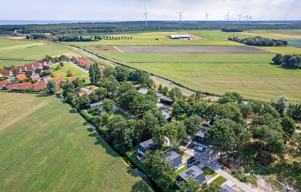 Semesterhus - Den Oever , Holland - HNH732 81