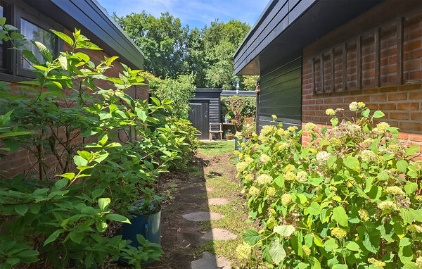 Semesterhus - Warmenhuizen , Holland - HNH860 107
