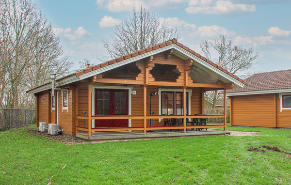 Dieses gepflegte Ferienhaus in Overijssel erwartet Sie in einem mit vielen Freizeitangeboten ausgestatteten Ferienpark, in Gramsbergen. 

Dieses gepflegte Ferienhaus verfügt über ein Wohnzimmer mit ..