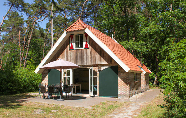 Hier können Sie einen entspannten Aufenthalt im Buitengoed Fredesheim in Steenwijk - De Bult genießen. Auf einem Landgut von nicht weniger als 14 Hektar und an der Grenze zu Overijssel, Friesland un..