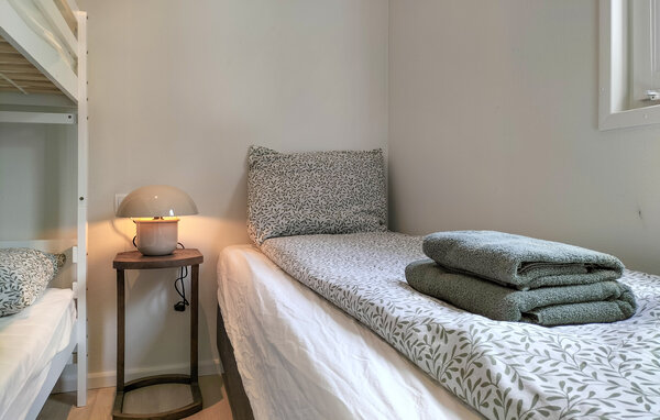 Holiday Home - Hellendoorn , Holland - HOV717 603