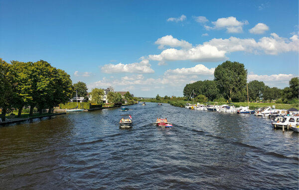 Semesterhus - Vinkeveen , Holland - HUT048 901