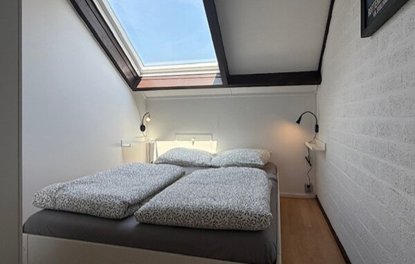Holiday Home - Stavenisse , Holland - HZE032 603